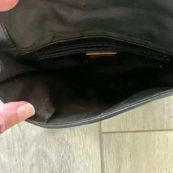 Talbots Black Leather Shoulder/Crossbody Compact Purse with Organizers - Picture 6 of 7